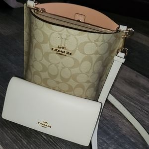 Mollie 22 Bucket Bag & Trifold Wallet